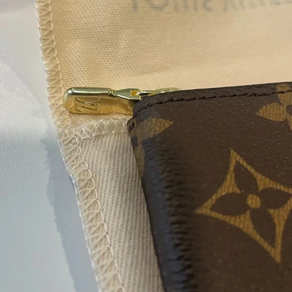 NEW! Louis Vuitton Monogram Canvas Key Holder/Wallet | Authentic - Picture 8 of 12